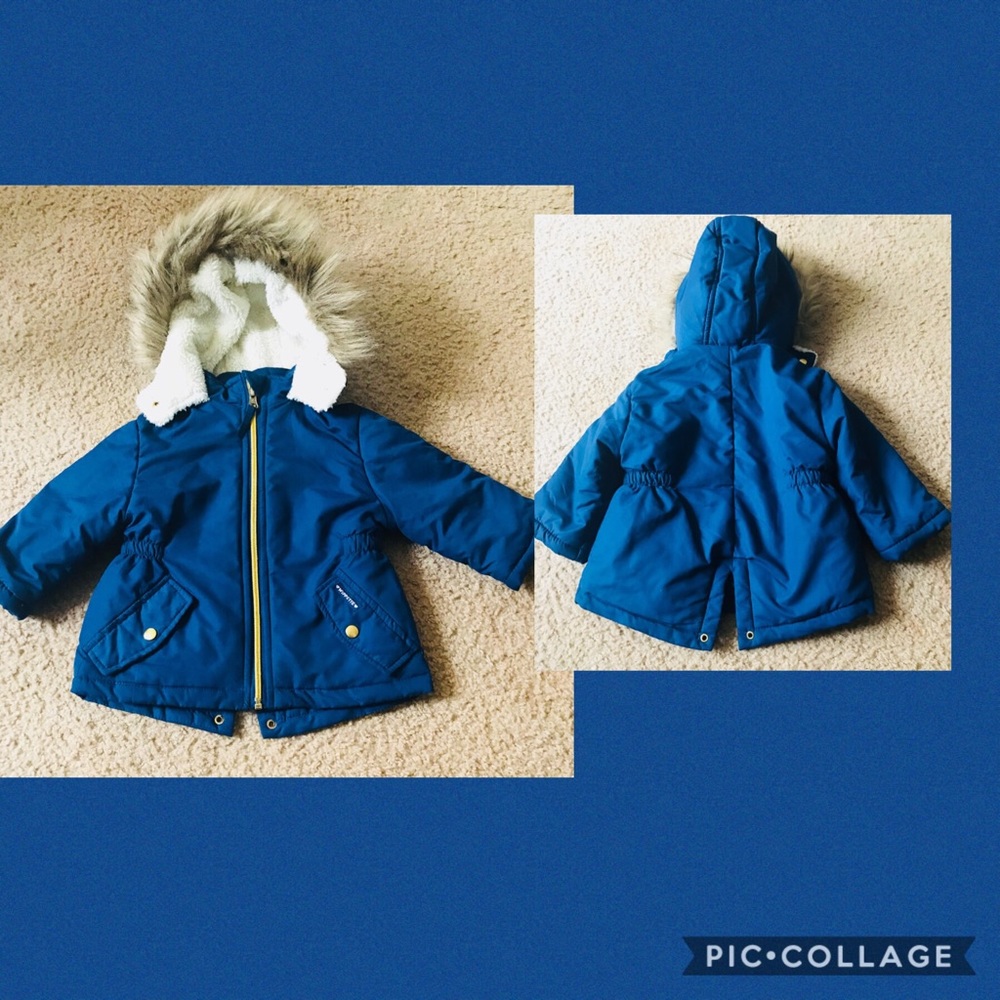 Girls coat size 12 Month